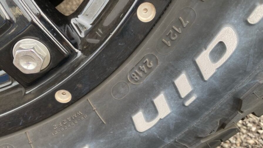 タイヤの製造年確認方法